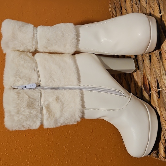 NWT TIKLIOU Women Ankle Platform Bling Chunky Heel Booties w Fur TRIM 8.5 - Picture 3 of 12